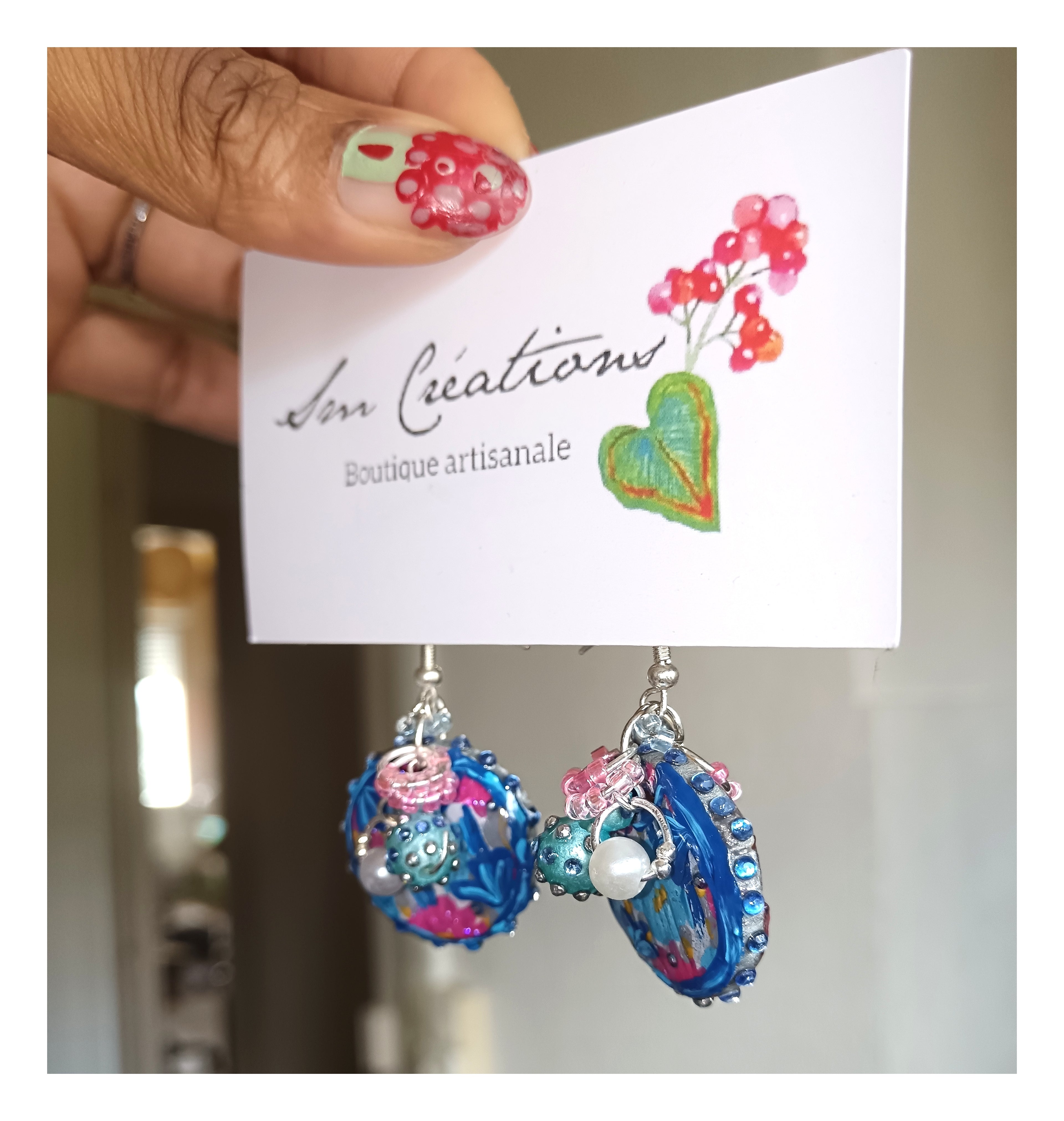 Boucle d'oreille artisanale ''Like a bag'' E25 - Handmade with paint