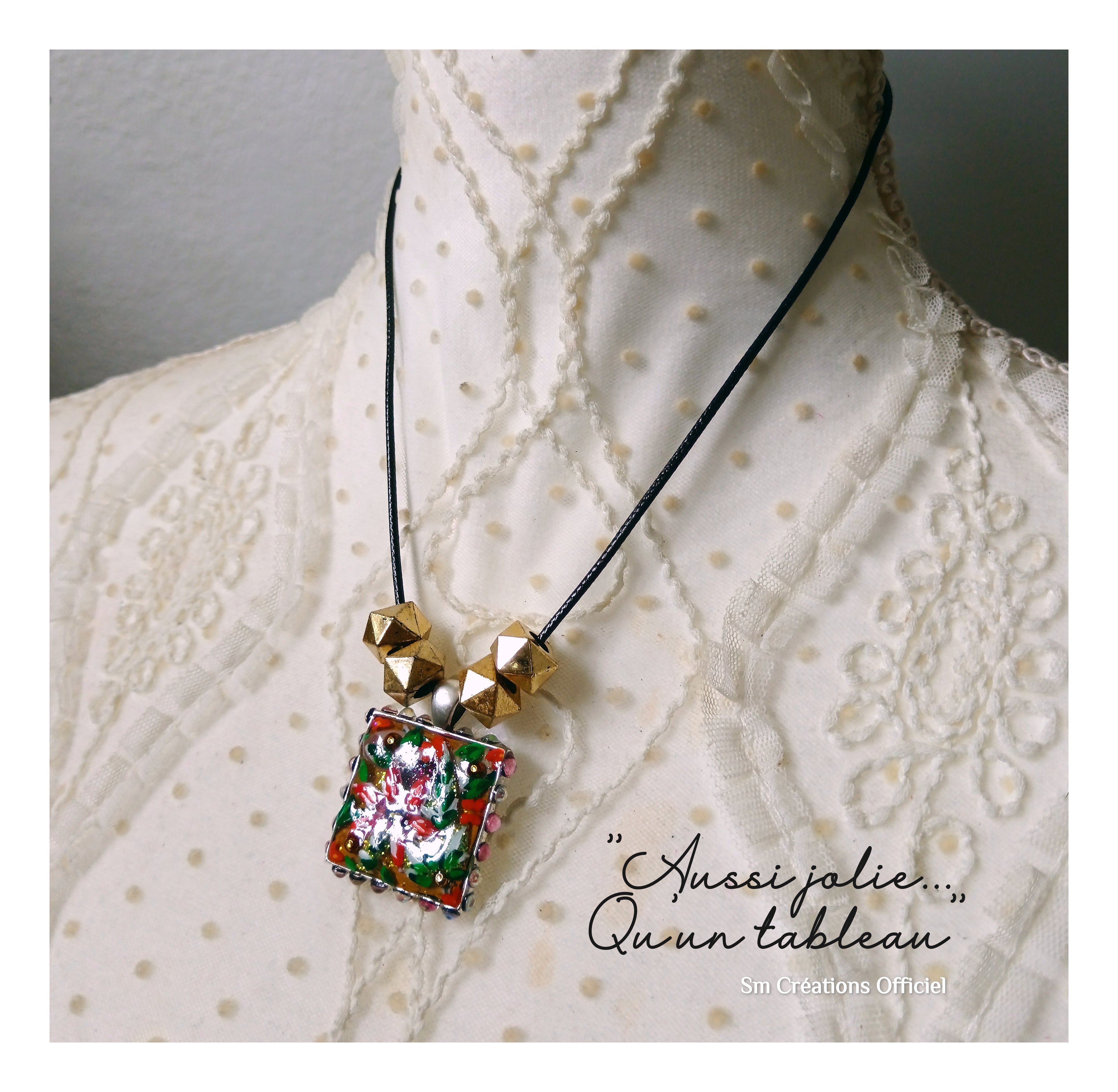 Collier ''Mini toile médaillon Coquelicot'' Nouveauté 2025