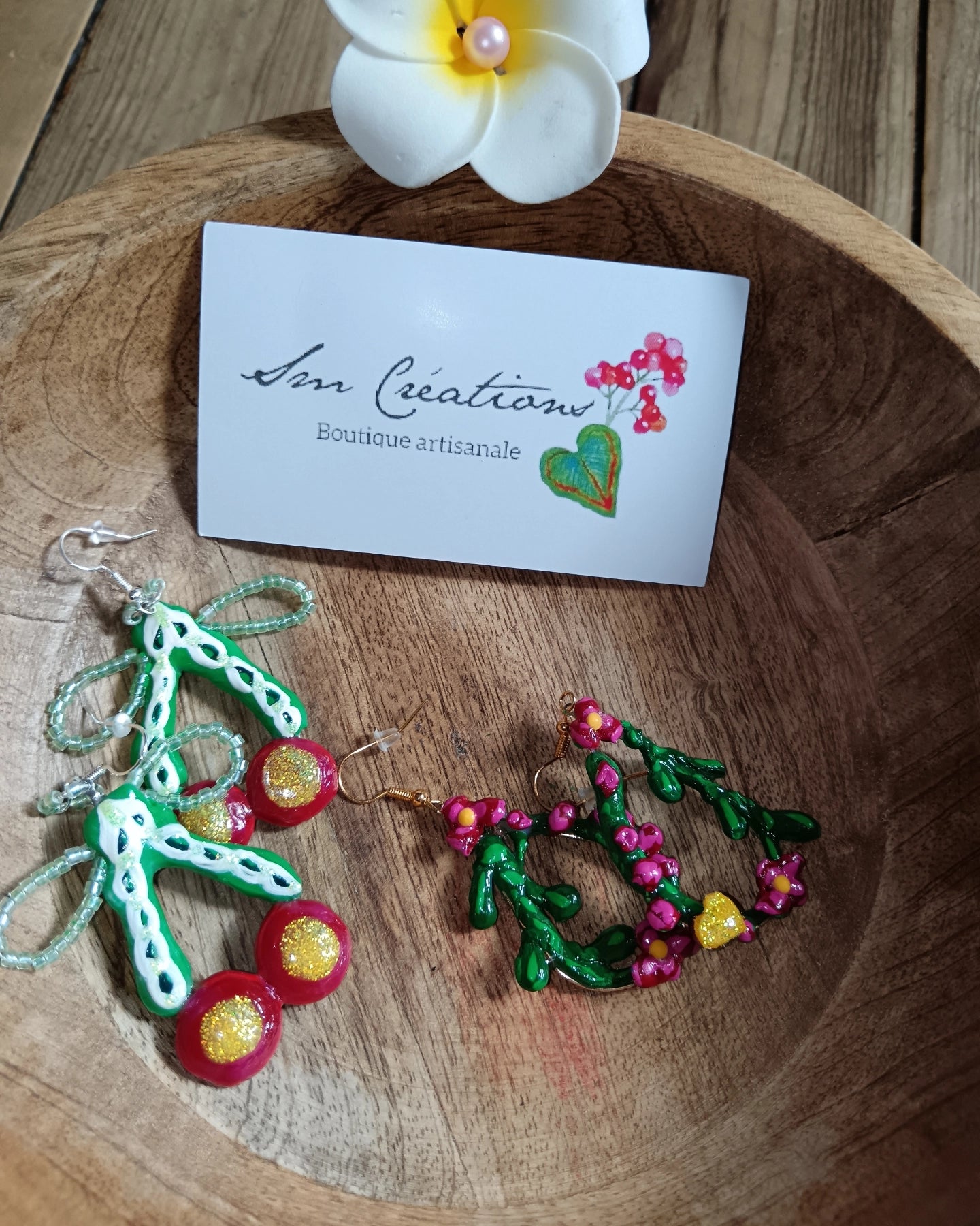 Boucle d'oreille en gomme d'arabique vernis ''Splash II" Edition 2025 ✨