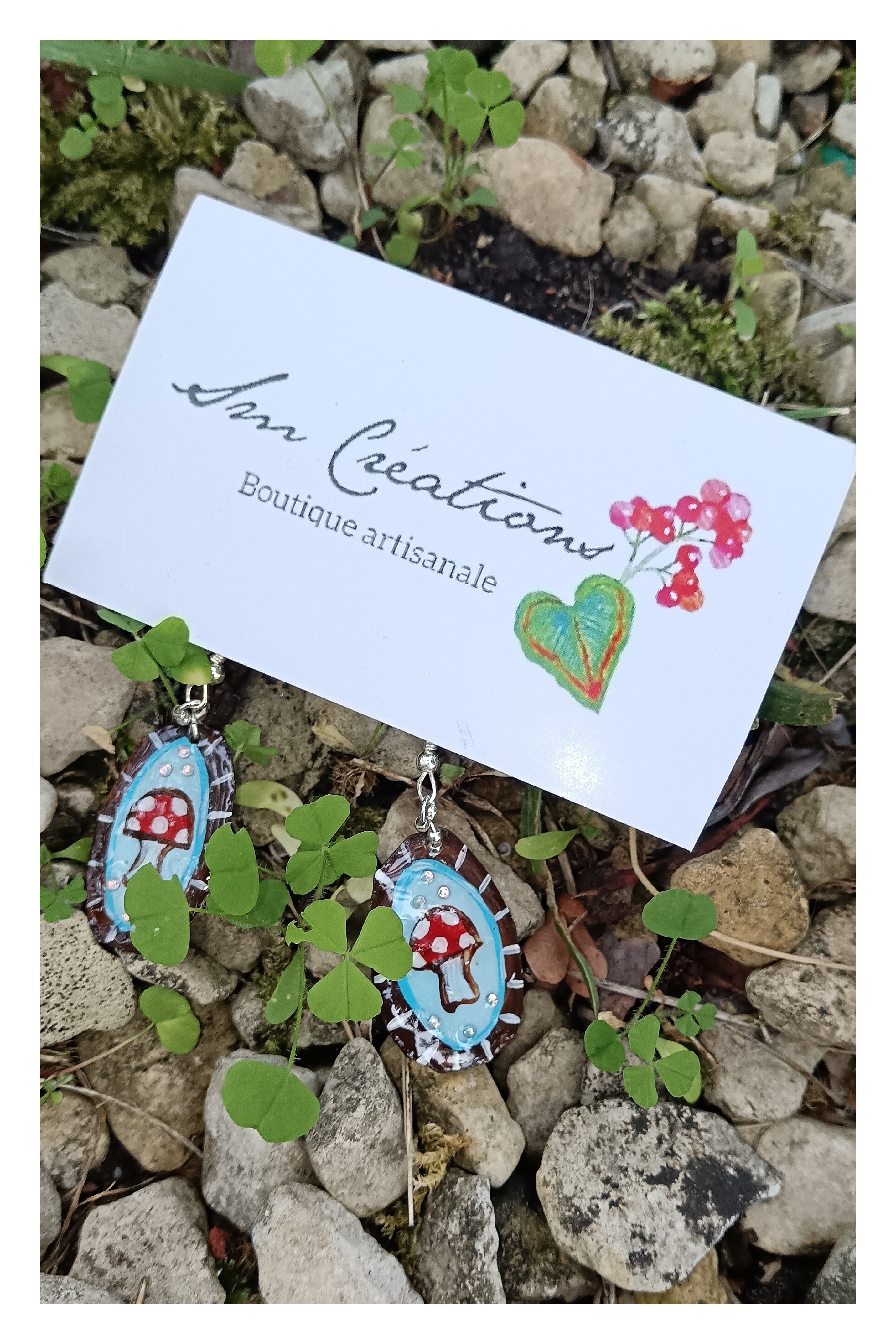 Boucle d'oreille Arte| ''La ronde des gnongnons'' 95% Naturelle