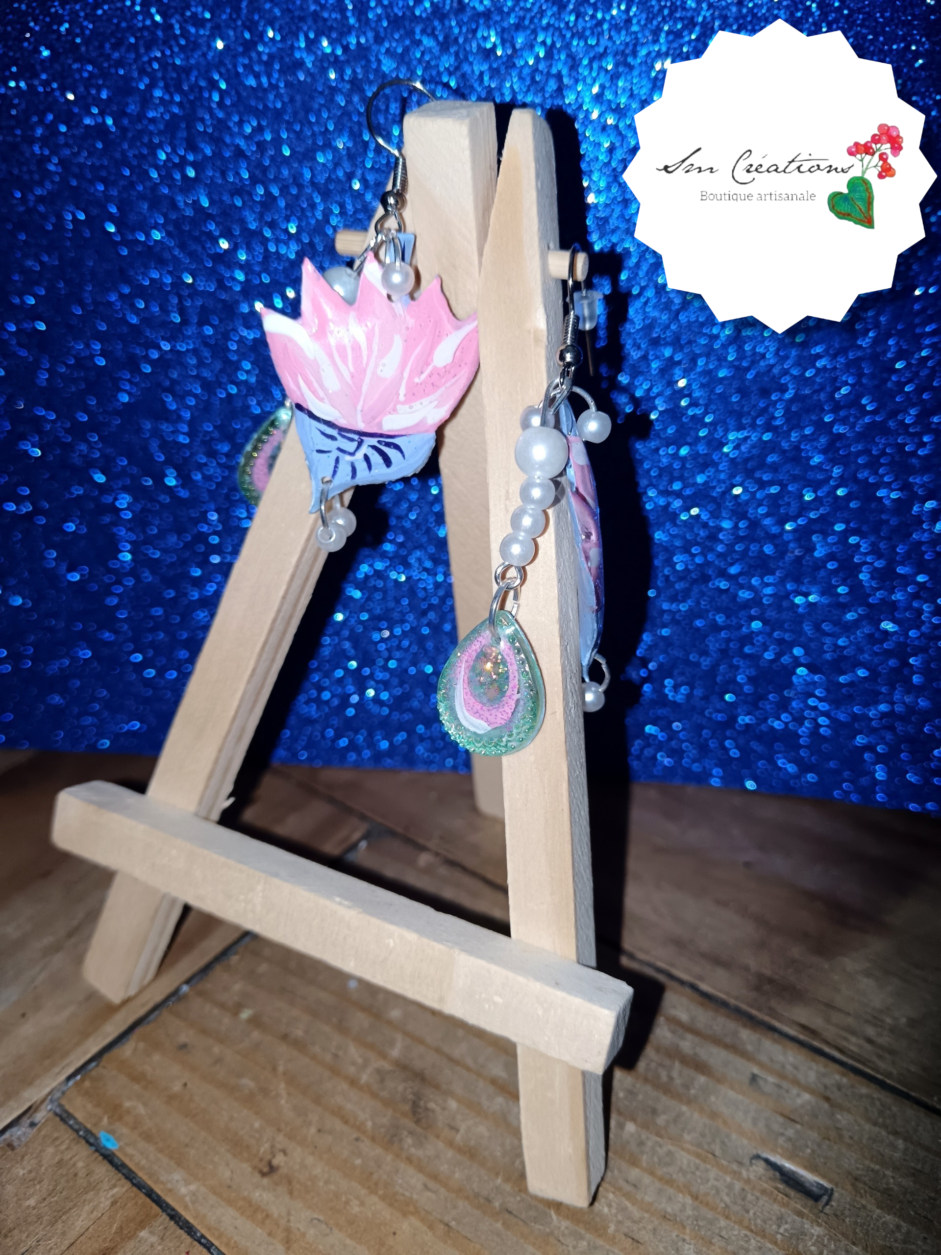 Boucle d'oreille artistique |''Lotus 💜 ''| 95% Naturel Fais Main - Arte chic