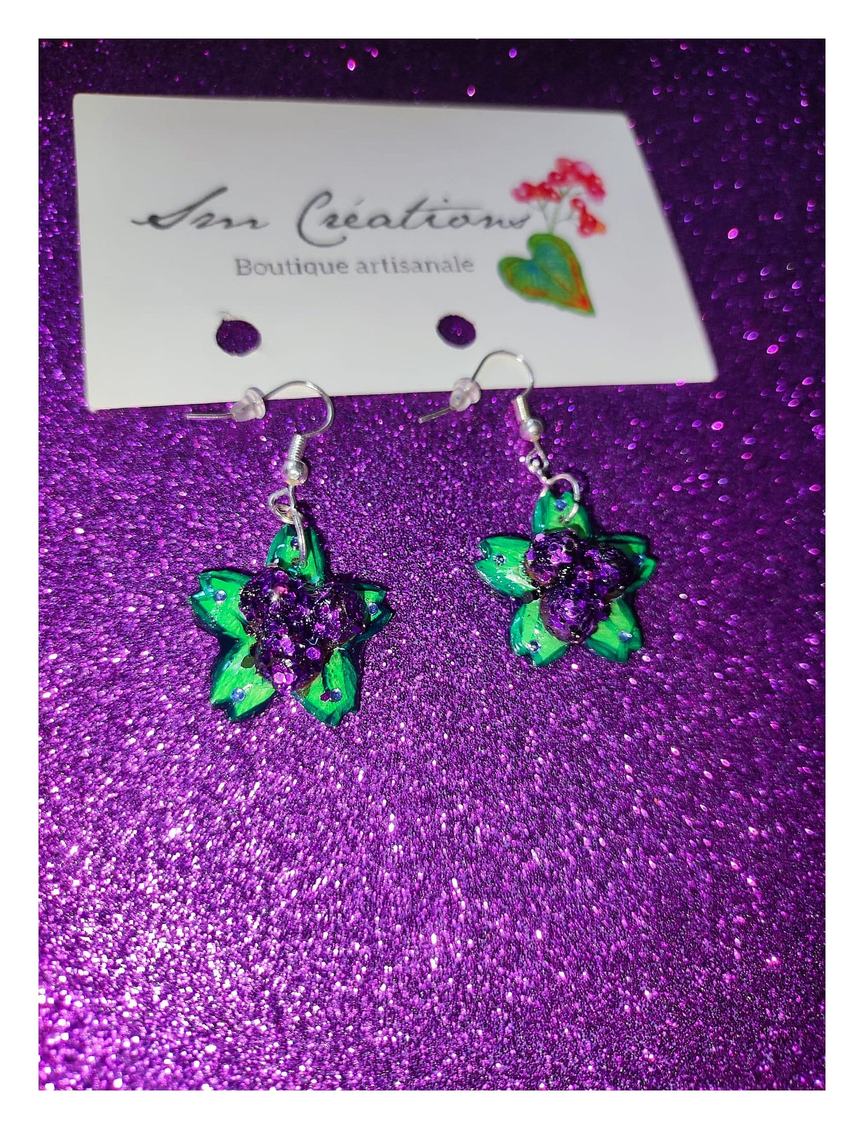 Boucle d'oreille Arte| Fleurs en violet Sequin| 95% Naturel