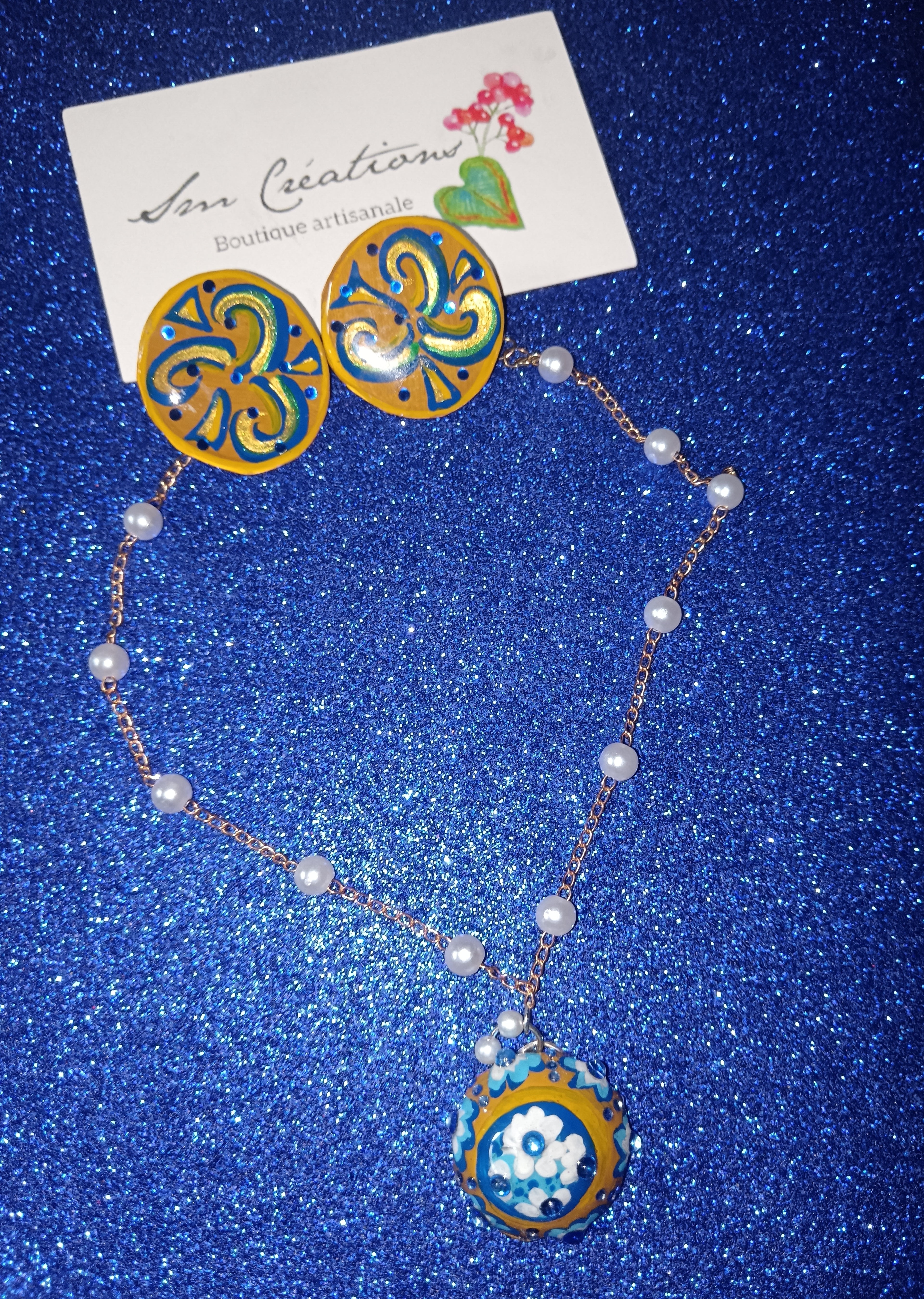 Collier Handmade simple ''Petit pot Graphique '' | Couleur terre et bleu