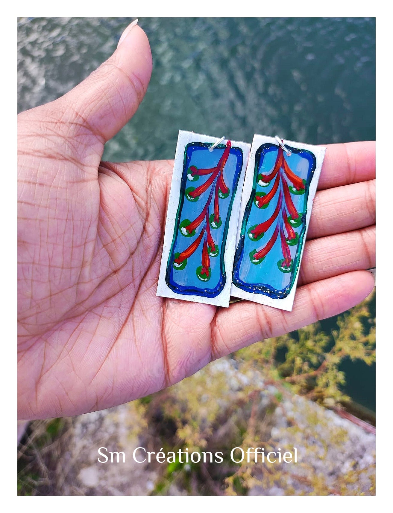 Boucle d'oreille artisanale Arte| ''Branche de pois'' 95% Naturel