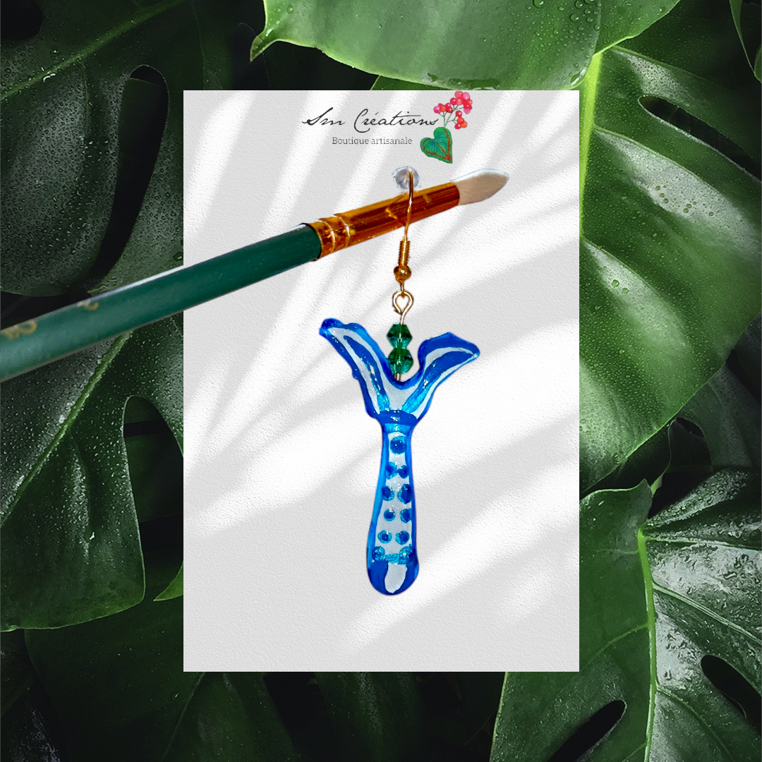 Boucle d'oreille en gomme d'arabique/ acrylic paint/ perles de rocaille ''Handmade with paint'' Capsule Splash - 2025