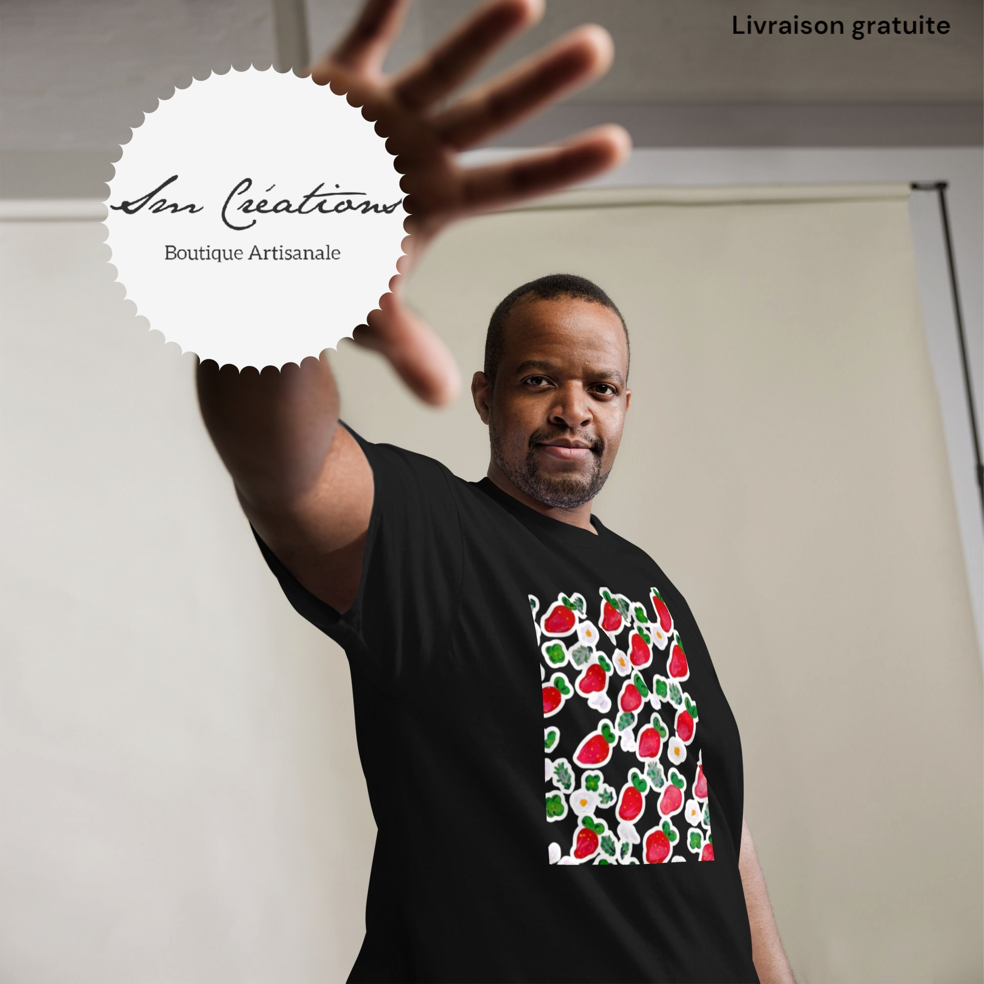 T-shirt classique unisexe Design "Douceur de Printemps" Collection Strawberry - Spring Summer 2025